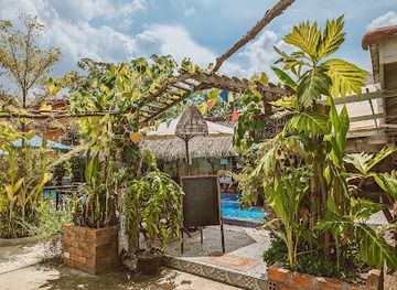 cambodia/kampot-province/landmark/yellow-star-kampot