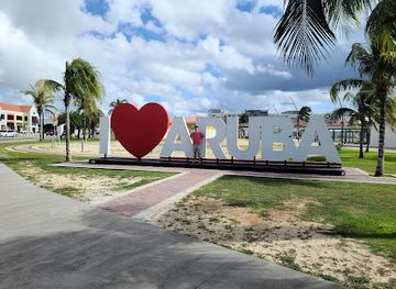 aruba/tanki-leendert/landmark/the-local-market-aruba