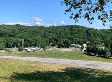 vermont/windham-county/landmark/living-memorial-park