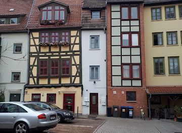 germany/erfurt/altstadt/landmark/das-schmalste-haus-erfurts