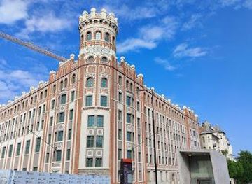 hungary/budapest/landmark/szell-kalman-ter