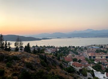 turkiye/fethiye/landmark/castle-rock-tombs