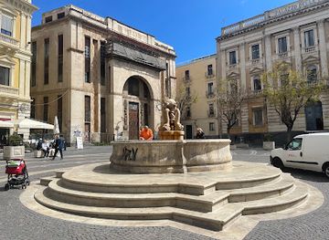 italy/catania/landmark/casa-del-mutilato-di-catania