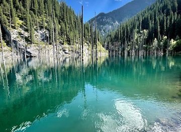 kazakhstan/kolsai-lakes/landmark/ozero-kaindy
