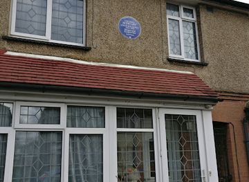 united-kingdom/middlesex/landmark/freddie-mercury-blue-plaque