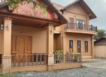 Pukyo Belgian-Lao Bed & Breakfast