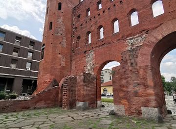 italy/piedmont/landmark/palatine-gate