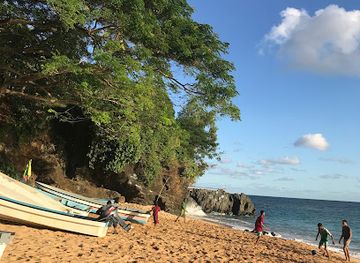 comoros/mamoudzou-beach/landmark/plage-de-moya