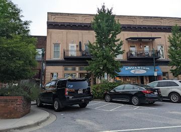 north-carolina/hendersonville/landmark/aquarium-shark-lab-by-team-ecco