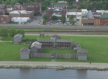 iowa/cedar-valley/landmark/old-fort-madison