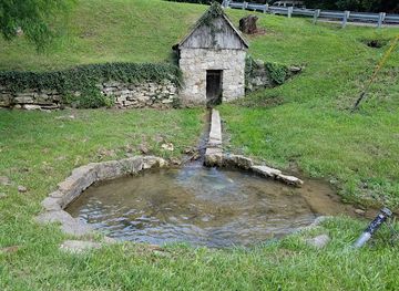 kentucky/highland-rim/landmark/allen-county-scottsville-public-spring