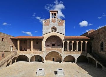 france/languedoc-coast/landmark/palace-of-the-kings-of-majorca