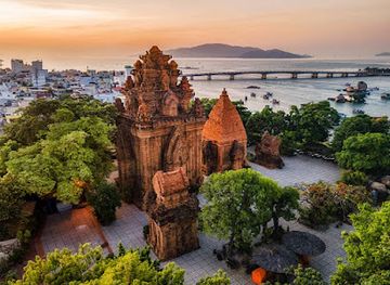 vietnam/south-central-coast/landmark/ponagar-temple