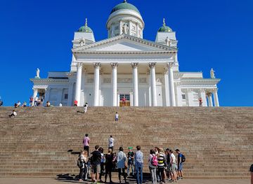 finland/uusimaa/landmark/green-cap-tours
