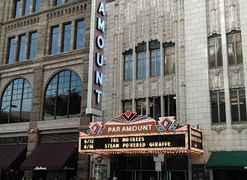 colorado/denver/landmark/paramount-theatre