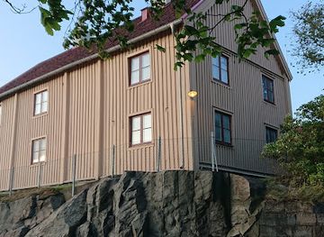 sweden/gothenburg/majorna/landmark/the-coastal-house