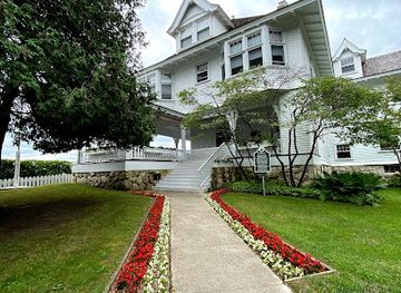 michigan/mackinac-island/landmark/michigan-governor-s-summer-residence