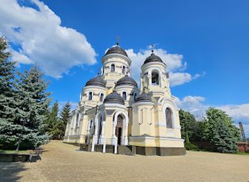 romania/moldova-area/landmark/capriana-monastery