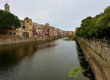 spain/girona/barri-vell-old-town/landmark/jardins-de-la-francesa