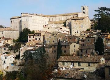 italy/assisi/landmark/todi