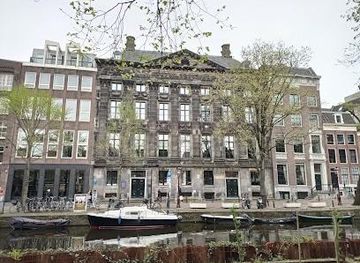 netherlands/amsterdam/landmark/het-trippenhuis