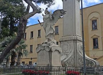 italy/amalfi/landmark/piazza-della-vittoria