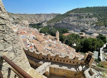 spain/castile-la-mancha/landmark/castillo-de-alcala-del-jucar