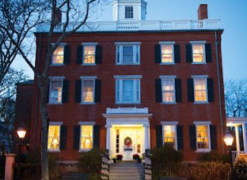 massachusetts/nantucket/landmark/jared-coffin-house