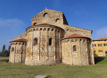 italy/lunigiana/landmark/san-piero-a-grado