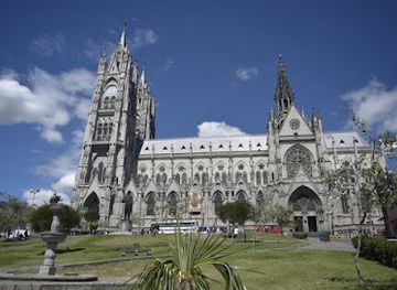 ecuador/quito/la-mariscal/landmark/basilica-del-voto-nacional