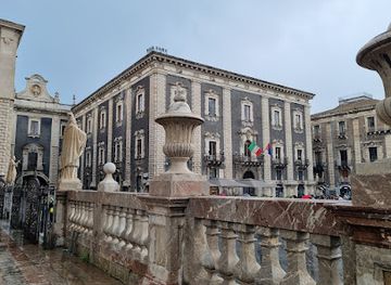 italy/catania/borgo-sanzio/landmark/palace-of-chierici