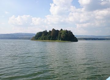 poland/orava/landmark/orava-gallery-slanica-island-of-art