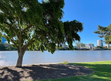 australia/brisbane/west-end/landmark/cranbrook-place