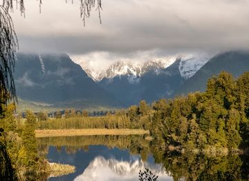 new-zealand/fox-glacier/landmark/reflection-island