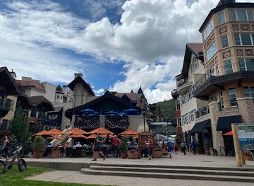 colorado/vail/landmark/eagle-bahn-gondola