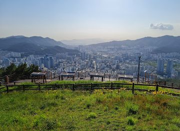 south-korea/busan/landmark/beacon-fire-station-in-hwangryeong-mountain