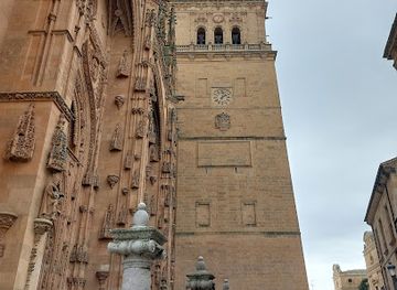spain/salamanca/landmark/monument-to-miguel-de-unamuno