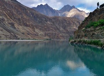 pakistan/phandar-valley/landmark/khalti-lake
