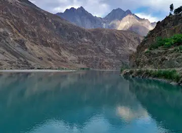 Khalti Lake