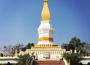 laos/golden-triangle/landmark/wat-phathat-si-khottabong