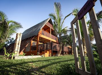 mozambique/tofo-beach/landmark/beach-and-ocean-villas-tofinho-praia-do-tofo