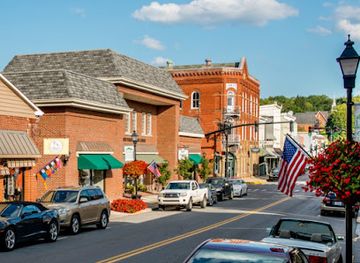 west-virginia/lewisburg/landmark/greenbrier-county-convention-and-visitors-bureau