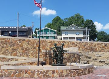 missouri/branson/landmark/liberty-plaza