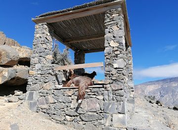 oman/al-hajar-ash-sharqi/landmark/w6-balcony-walk-hike
