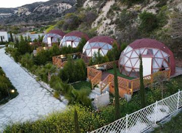 cyprus/troodos-national-forest-park/landmark/amazing-cyprus-glamping-domes