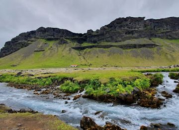 iceland/skaftafell/landmark/systrafoss