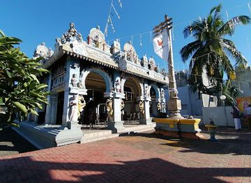 mauritius/grand-baie/landmark/tamil-surya-oudya-sangam-temple