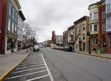 new-york/hudson/landmark/baba-louie-s