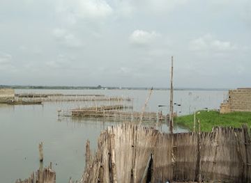 benin/mono/landmark/lake-aheme