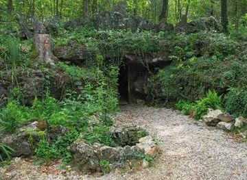 missouri/great-plains/landmark/missouri-down-under-adventure-zoo